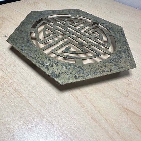 Vintage Oriental Brass Trivet, Mid Century Trivet - Picture 2 of 9